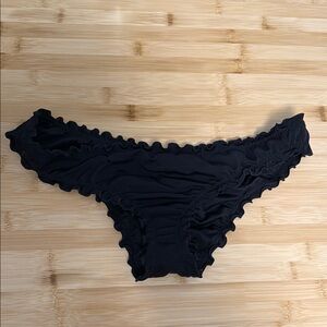 Shade & Shore Size Small Black Ruffled Women's Teen Girl Bikini Bottom Swim Suit
